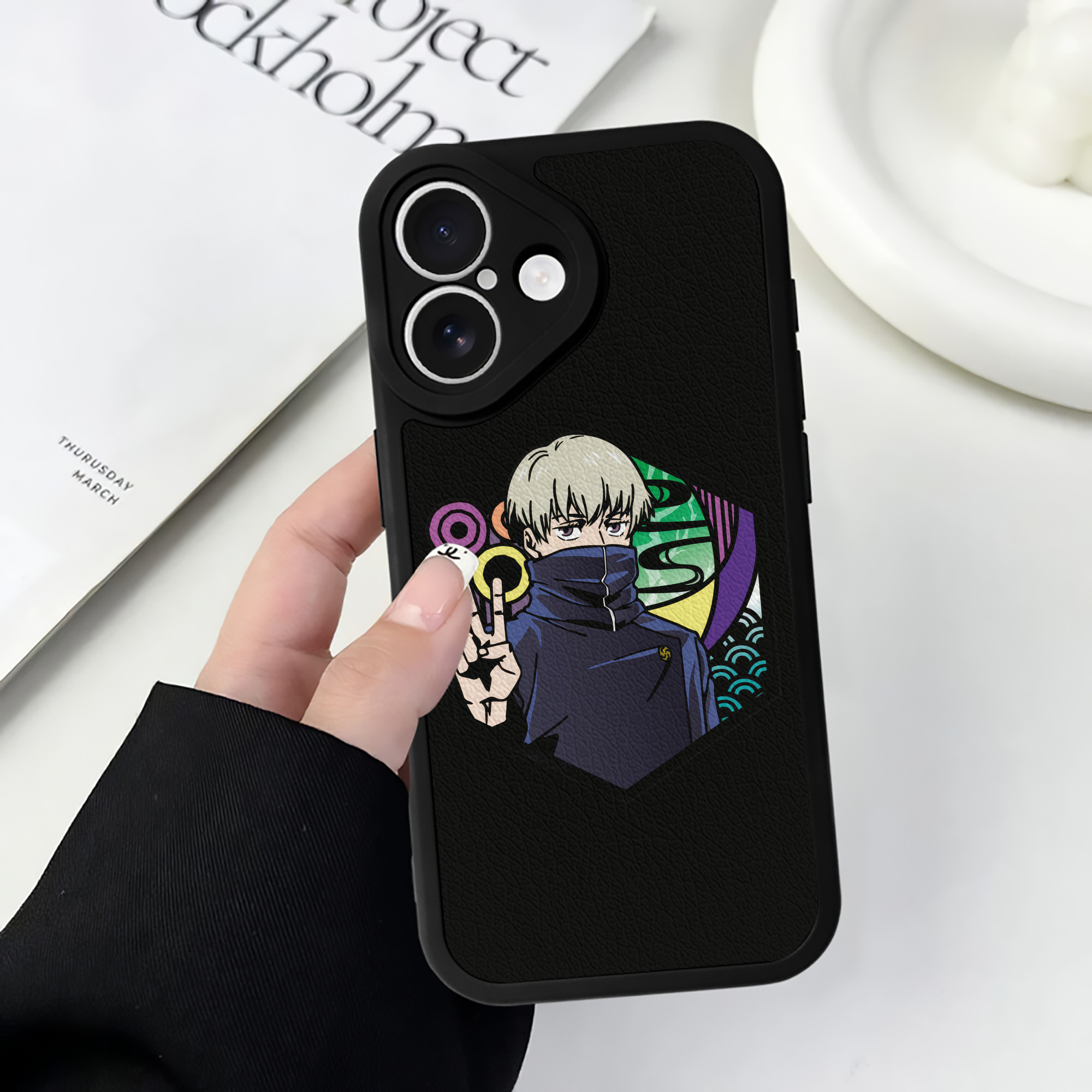 （画像用） 呪術廻戦 Jujutsu Kaisen 【iPhone 16シリーズ対応】シリコンスマホケース（レザー調） 材質：シリコン